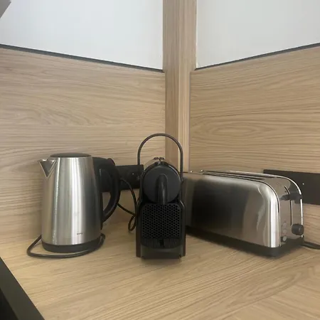 Le 24 Rez-de-chaussée Hyper-centre Avec Place De Parking Appartamento *