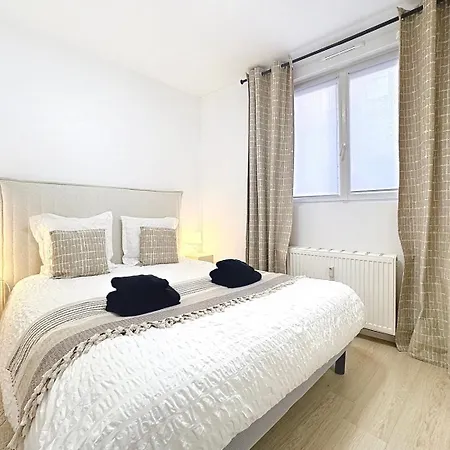 Appartement Le 24 Rez-de-chaussee Hyper-centre Avec Place De Parking